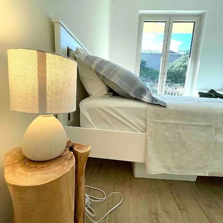 Casa Cannoni - Delizioso Fronte Mare Vista Stretto Di
